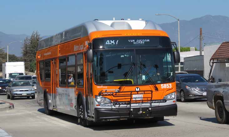 LA Metro New Flyer Xcelsior XN40 5853